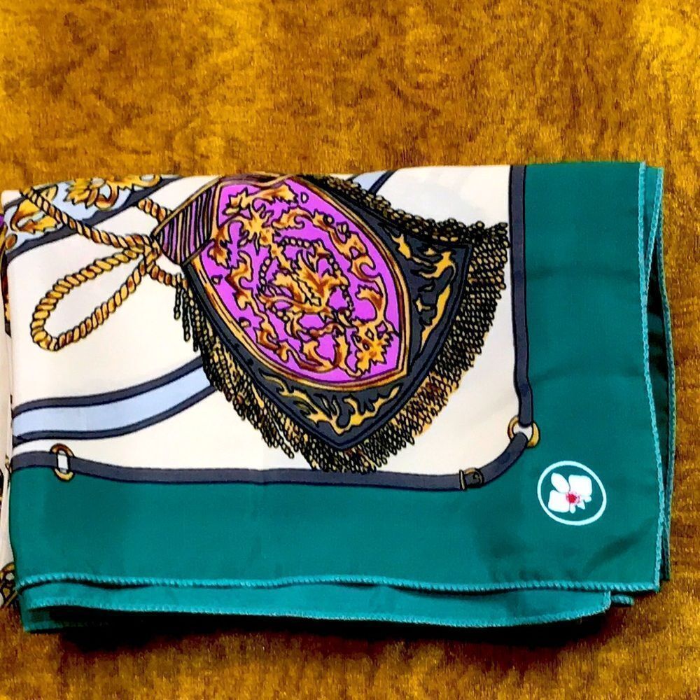 Vintage 80s Scarf - Picture 3 of 8
